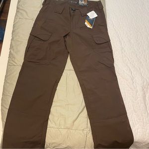 5.11 Tactical Women’s Stryke Pants, Brown, 6 regular, NWT